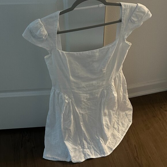 Reformation Dresses & Skirts - Reformation Oaklyn Linen Dress - size 4 - only wear once